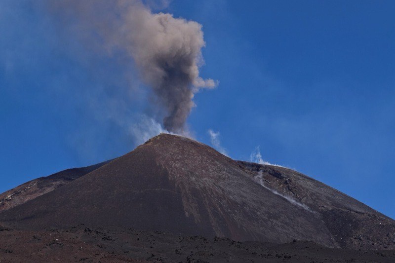 Paesaggio legato a: Etna: permessi, quote e regole di accesso